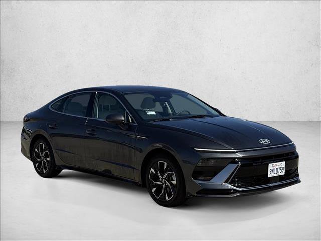 Used 2024 Hyundai Sonata SEL FWD image 3