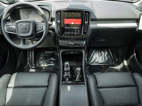 New 2026 Volvo XC40 B5 Plus w/ Climate Package AWD/4WD image 21