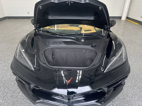 Used 2022 Chevrolet Corvette Stingray Premium Cpe w/ Z51 Performance Package RWD image 12