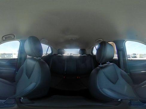 Used 2025 Buick Encore GX Preferred FWD image 41