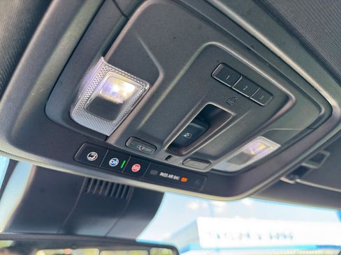 Used 2023 Chevrolet Silverado 1500 ZR2 image 36