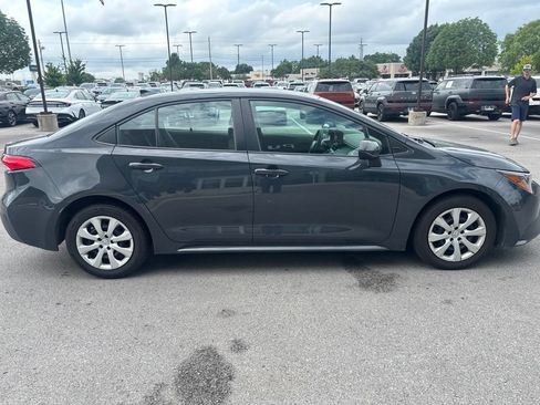 Used 2024 Toyota Corolla LE FWD image 6
