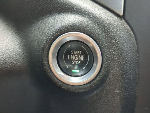 Used 2022 Chevrolet Silverado 1500 LT image 27