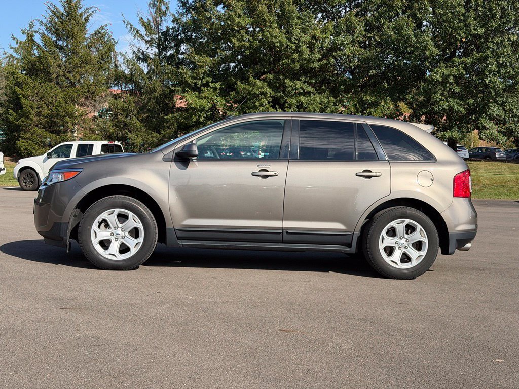 Used 2012 Ford Edge SEL FWD image 3
