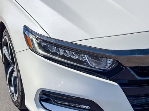 Used 2019 Honda Accord Sport image 7