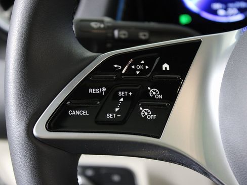 Certified 2024 Mercedes-Benz EQB 350 4MATIC SUV image 20