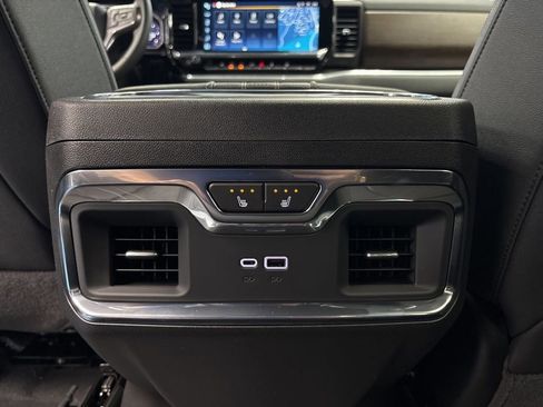 New 2026 Chevrolet Silverado 1500 High Country AWD/4WD image 25