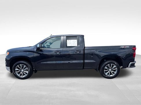 Used 2024 Chevrolet Silverado 1500 LT AWD/4WD image 2