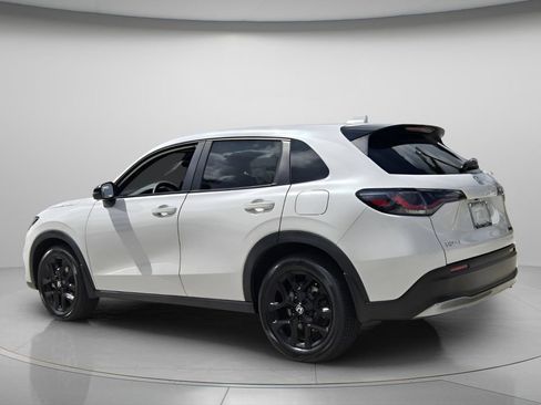 Certified 2024 Honda HR-V Sport image 8