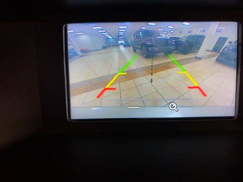 Used 2017 Ford Focus SE image 18