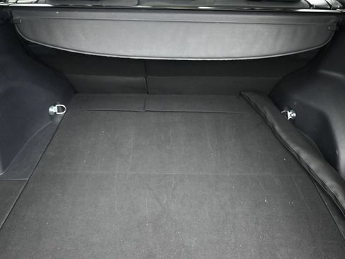 Used 2025 Toyota RAV4 XLE AWD/4WD image 18