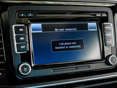 Used 2013 Volkswagen Beetle 2.0T image 24