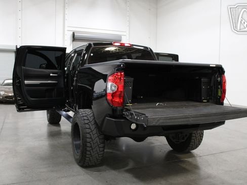 Used 2014 Toyota Tundra SR5 w/ TRD Off Road Package AWD/4WD image 40