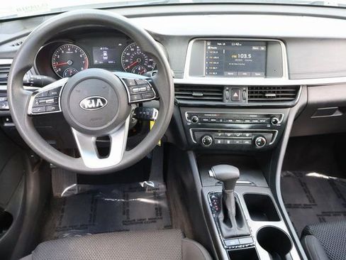 Used 2020 Kia Optima LX image 14