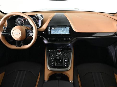 New 2026 Aston Martin DBX 707 image 9