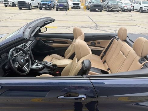 Used 2017 BMW M4 Convertible image 14