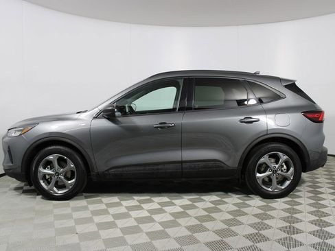 Used 2025 Ford Escape ST-Line image 32