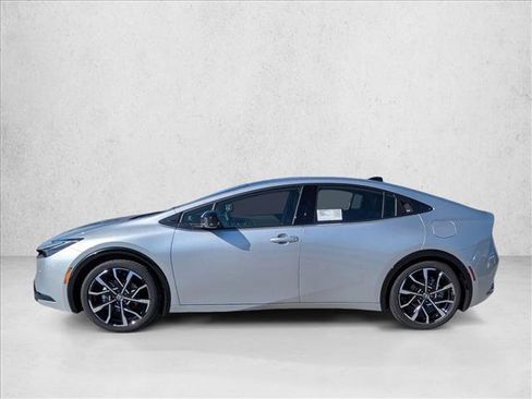 New 2026 Toyota Prius Plug-In Hybrid image 5