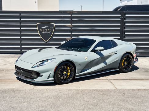 Used 2023 Ferrari 812 GTS RWD image 5