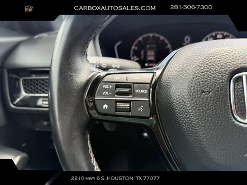 Used 2023 Honda Civic Sport image 11