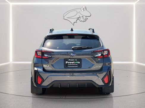 Used 2024 Subaru Crosstrek 2.0i Premium AWD/4WD image 4