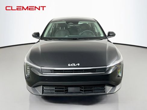 Used 2025 Kia K4 FWD image 2