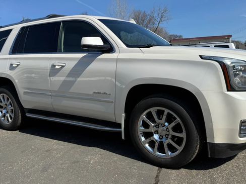 Used 2015 GMC Yukon Denali w/ Open Road Package image 12