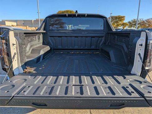 New 2026 GMC Hummer EV 4x4 Crew Cab image 7