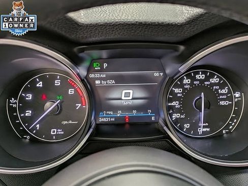 Used 2023 Alfa Romeo Stelvio Veloce AWD/4WD image 18