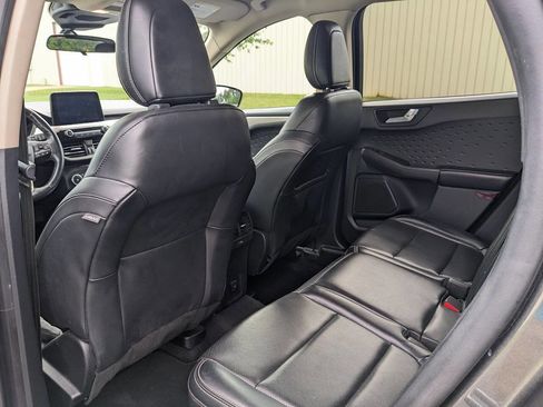 Used 2020 Ford Escape SEL FWD image 11