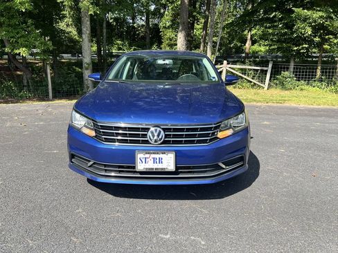 Used 2016 Volkswagen Passat 1.8T S FWD image 8