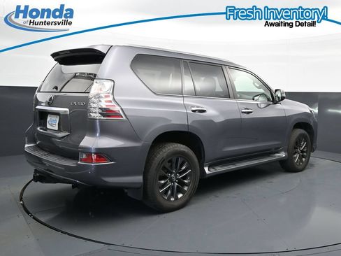 Used 2020 Lexus GX 460 Premium w/ Premium Package AWD/4WD image 10