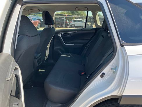 Used 2024 Toyota RAV4 LE FWD image 8