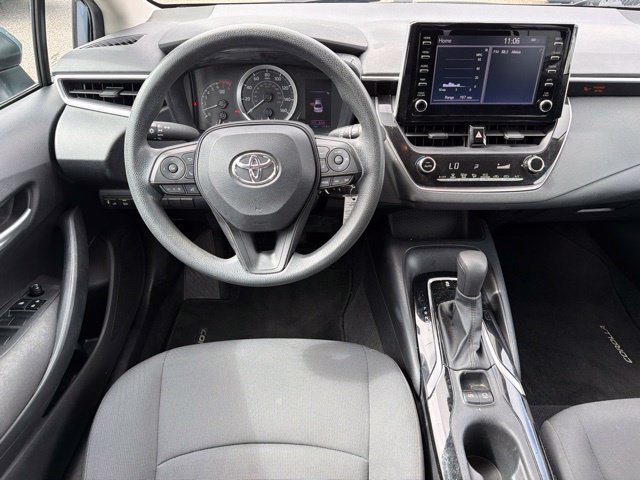 Used 2020 Toyota Corolla LE FWD image 16