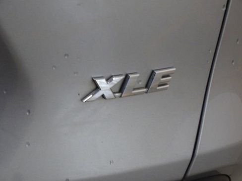 Used 2021 Toyota RAV4 XLE w/ Convenience Package image 43