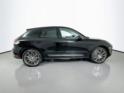 Certified 2026 Porsche Macan image 8