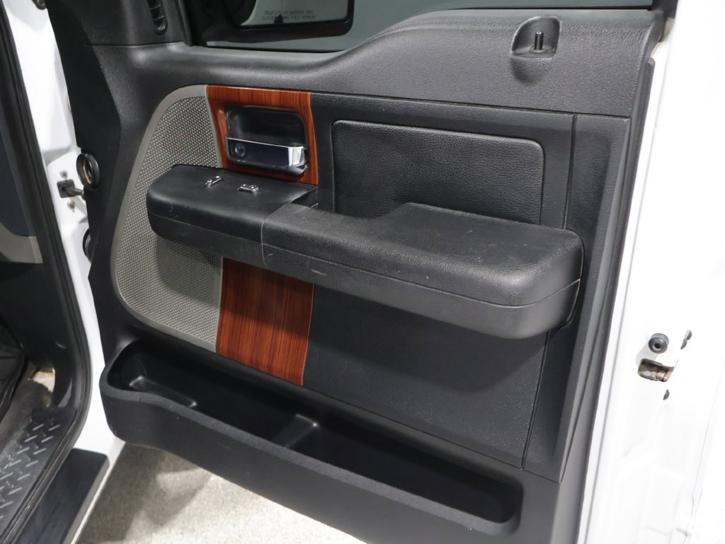 Used 2005 Ford F150 Lariat AWD/4WD image 26