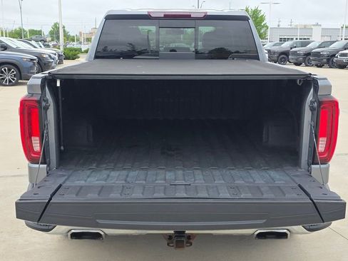 Used 2021 GMC Sierra 1500 SLT w/ SLT Premium Plus Package AWD/4WD image 5