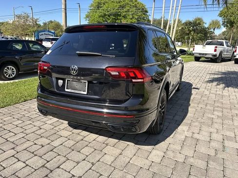 Used 2022 Volkswagen Tiguan SE R-Line FWD image 36