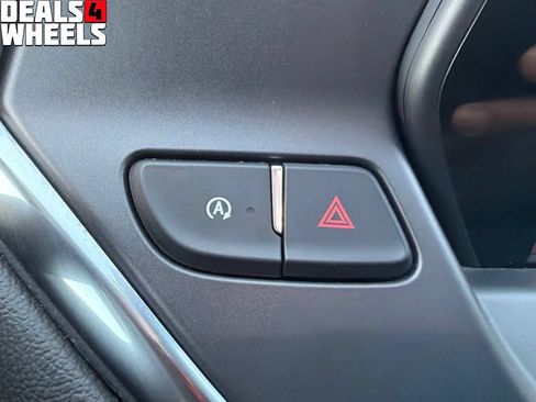 Used 2021 Chevrolet Blazer LT FWD image 34