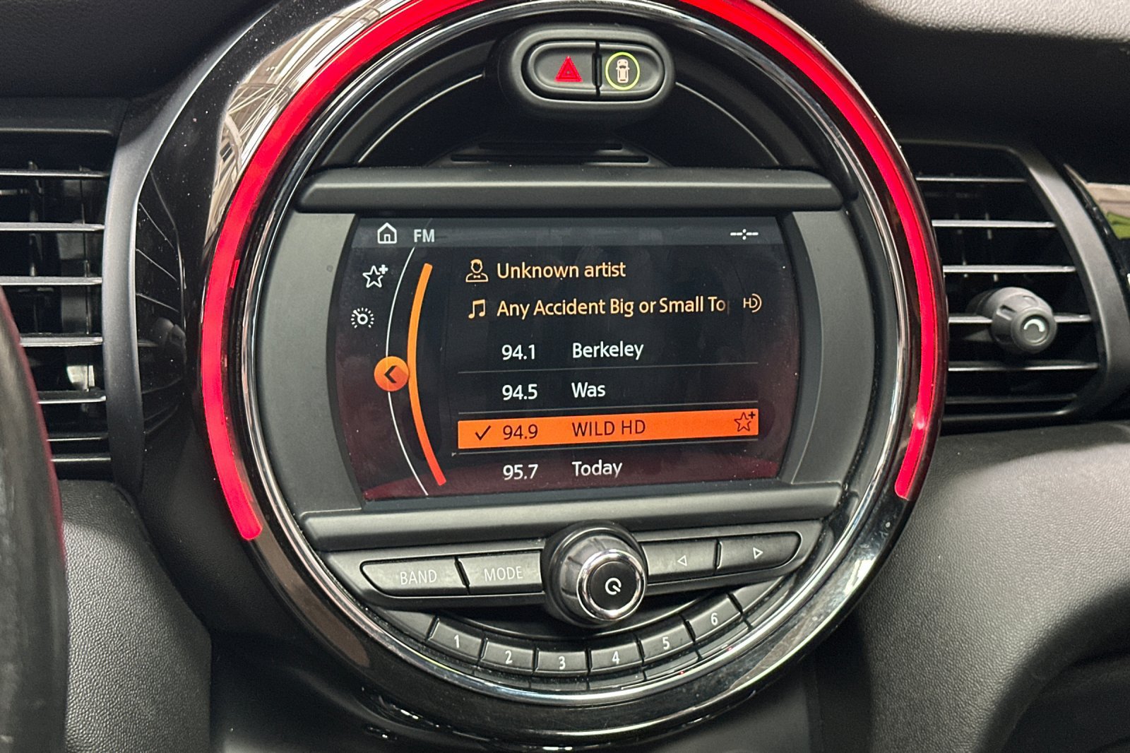 Used 2021 MINI Cooper S w/ 6.5" Touchscreen Package FWD image 23