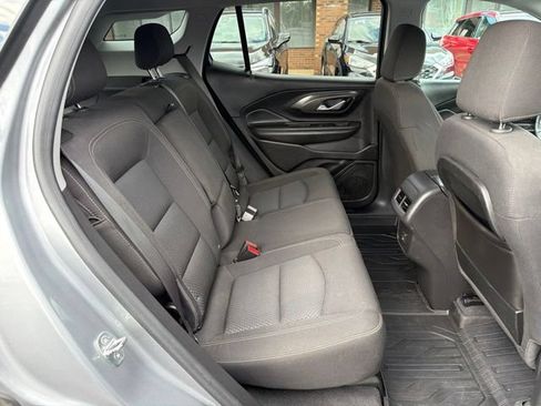 Certified 2023 GMC Terrain SLE w/ Driver Convenience Package AWD/4WD image 17