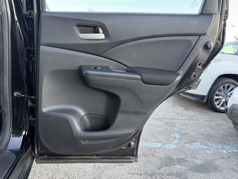 Used 2013 Honda CR-V LX image 22