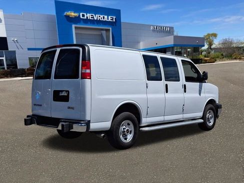 Used 2024 GMC Savana 2500 w/ Driver Convenience Package RWD image 27