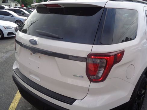 Used 2018 Ford Explorer Sport w/ Equipment Group 401A AWD/4WD image 24