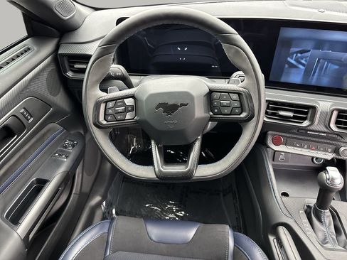 Used 2025 Ford Mustang Dark Horse image 13