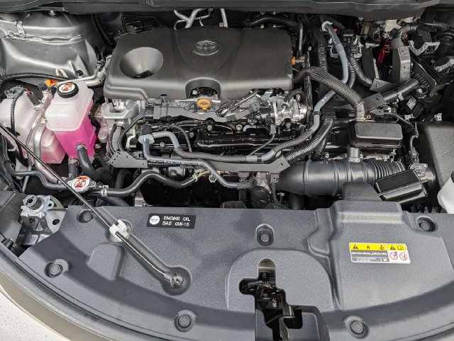 Certified 2026 Toyota Sienna XLE FWD image 35