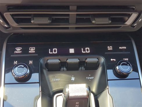 Used 2021 Porsche 911 Turbo S image 30