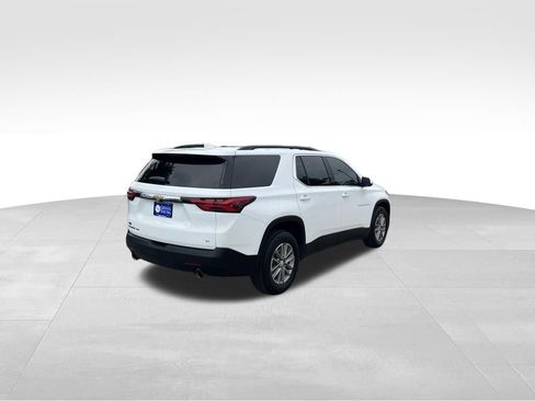 Used 2023 Chevrolet Traverse LT AWD/4WD image 7