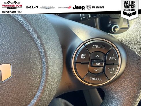 Used 2022 Kia Soul LX FWD image 17